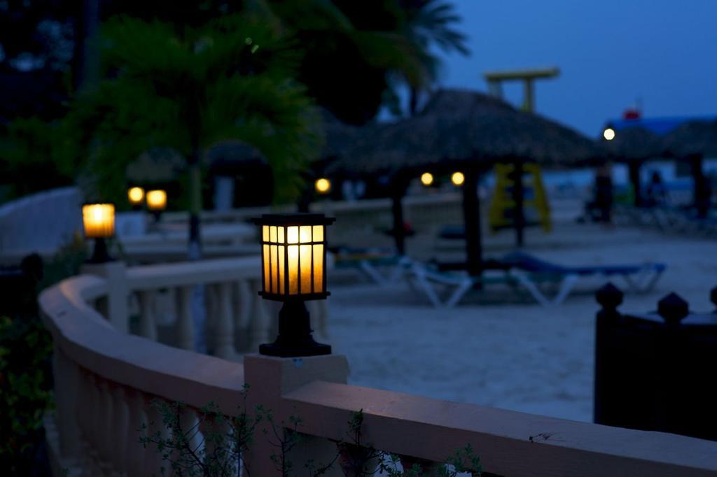 Hotel Starfish Halcyon Cove Dickenson Bay Zewnętrze zdjęcie